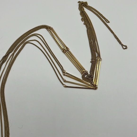 Four Tiered Minimalist Chain Necklace. - Picture 6 of 7